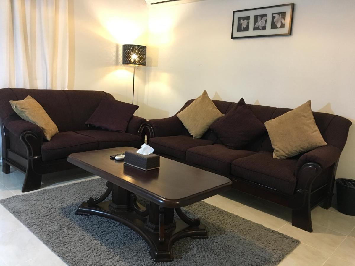 Al-Rehab Luxury Apartment Families Only 开罗 外观 照片