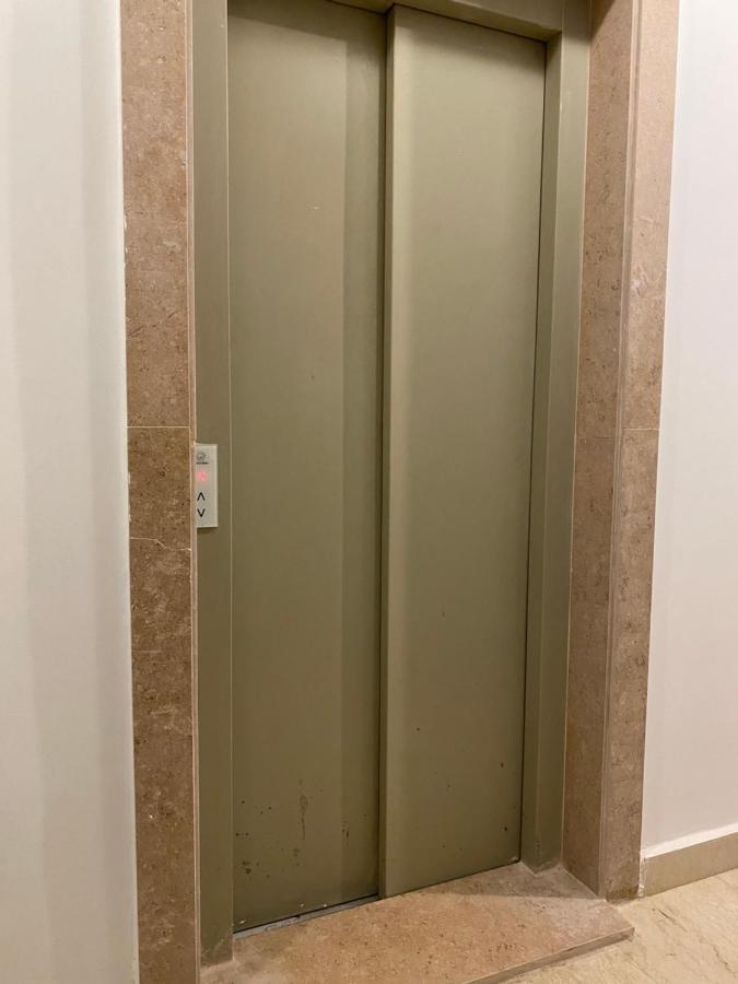 Al-Rehab Luxury Apartment Families Only 开罗 外观 照片